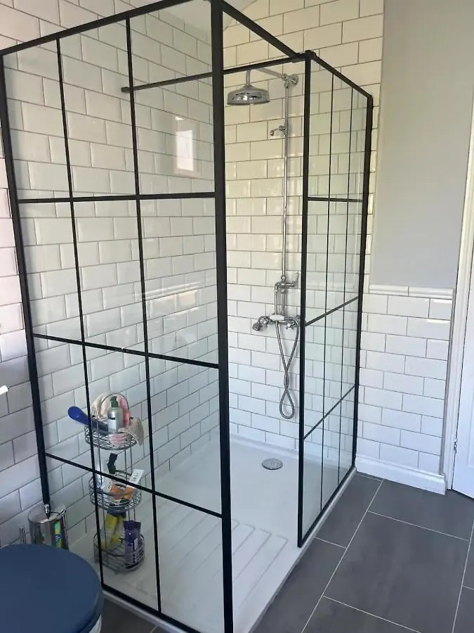 Charming 3Bd House Wprivate Garden - Bristol Villa